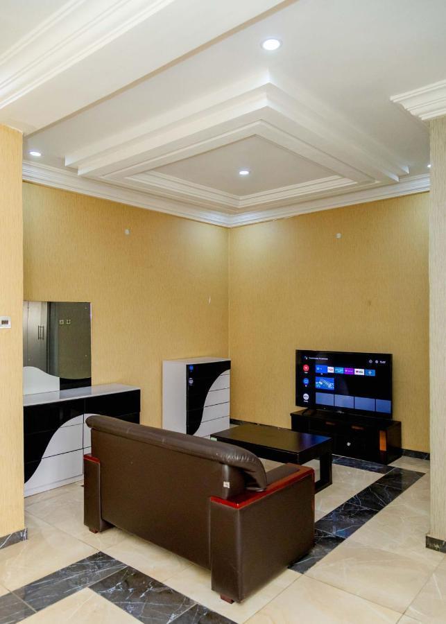 Akingston Residence อิบาดัน ภายนอก รูปภาพ