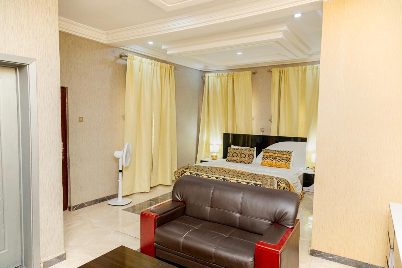 Akingston Residence อิบาดัน ภายนอก รูปภาพ