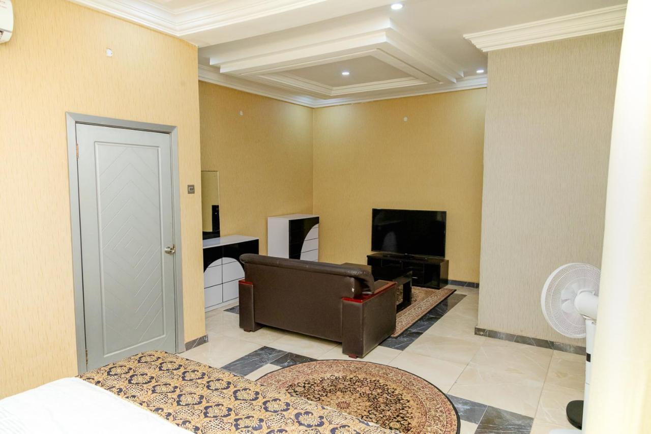 Akingston Residence อิบาดัน ภายนอก รูปภาพ