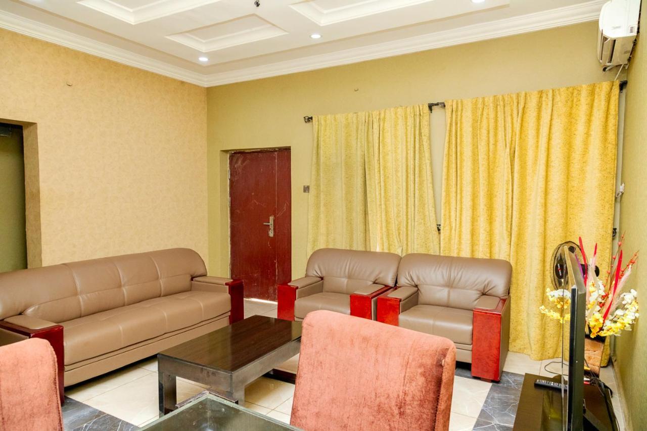 Akingston Residence อิบาดัน ภายนอก รูปภาพ