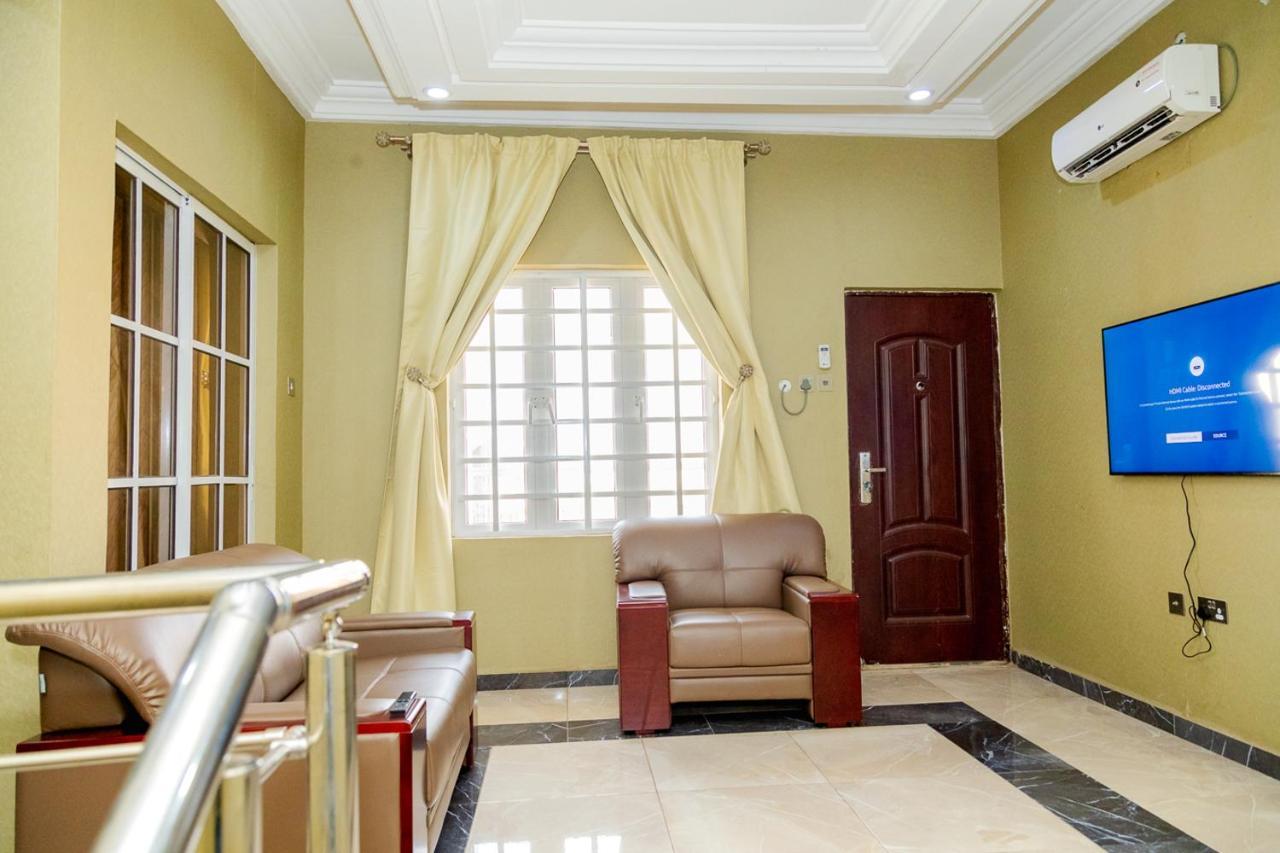 Akingston Residence อิบาดัน ภายนอก รูปภาพ