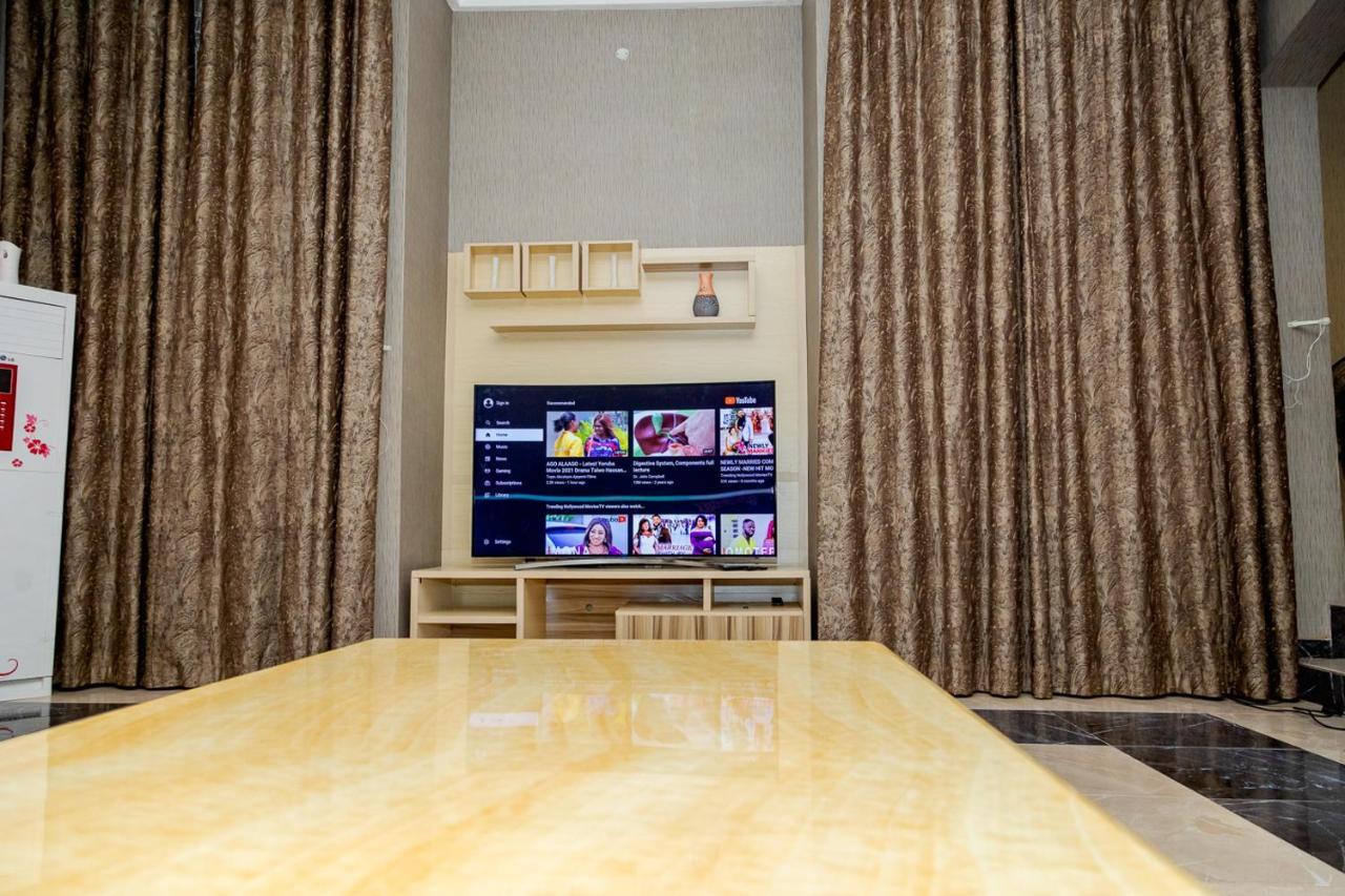 Akingston Residence อิบาดัน ภายนอก รูปภาพ