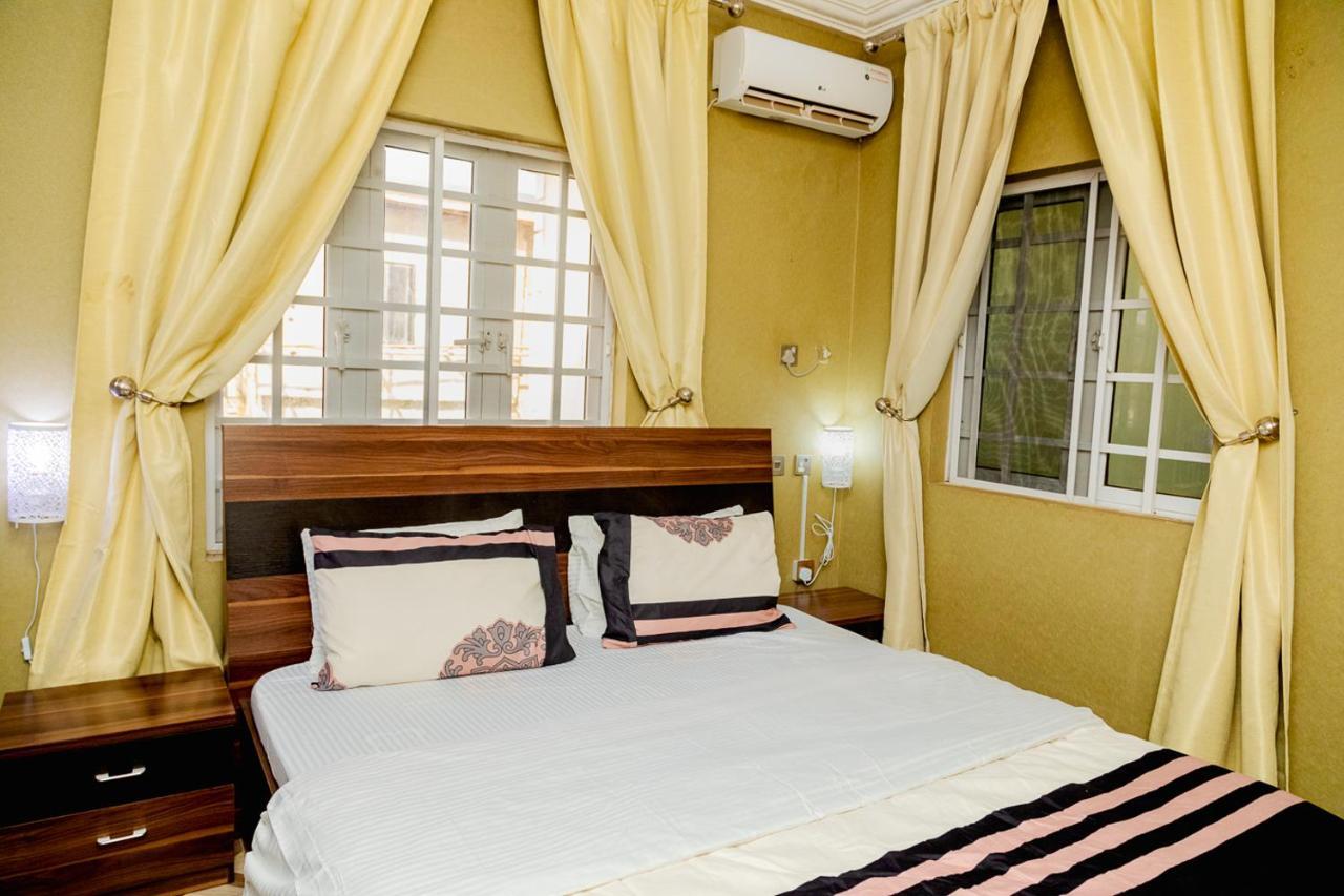 Akingston Residence อิบาดัน ภายนอก รูปภาพ